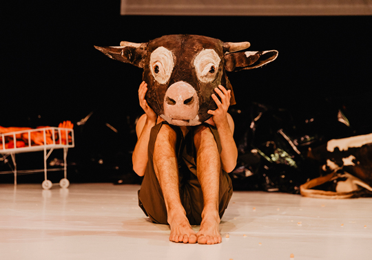 La vaca que riu. La Nau Theatre. 16/17-April-2019. 19.30 h